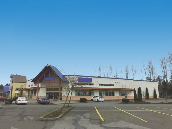 17214 Highway 99, Lynnwood, WA 98037